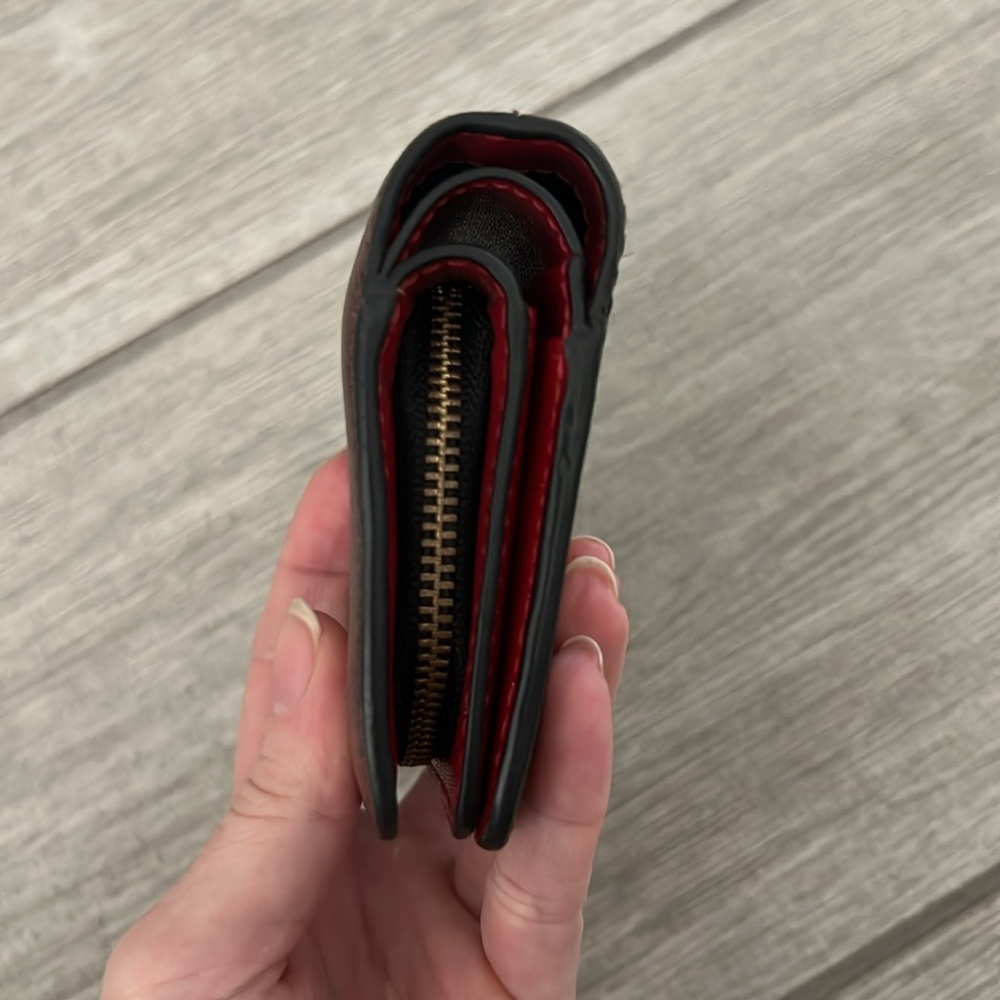 Marc Jacobs Snapshot Mini Compact Wallet EUC - Picture 5 of 11